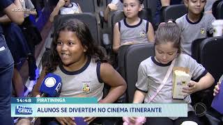 Piratininga alunos se divertem no cinema itinerante [upl. by Edris]