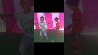 mukkala mukabula o laila dance love alluarjun song bollywood mukkalamuqabla prabhudeva [upl. by Ecertal867]