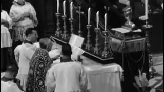 Paul VI attends Tridentine Mass during Second Vatican Council with the relic of St Andrews head [upl. by Odlaner]