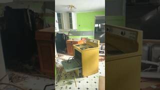 Lots of crap for 8000 2 beds 1 bath 744 sqft Coffeyville KS link in description [upl. by Donohue]