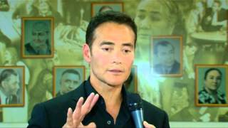 Марк Дакаскас на Styleuz 2012  Mark Dacascos at StyleUz 2012 [upl. by Nauqan499]