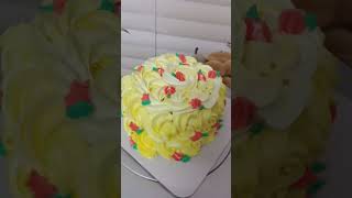 Yellow fully covered cake [upl. by Netsuj]