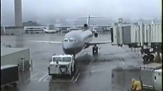 United Airlines 727200 landing at ORD 1995 [upl. by Eignat150]