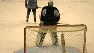 Braden Holtby locating the puck during deflection drill at HBH 2012 training camp [upl. by Claman]