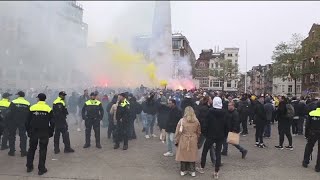 В Амстердаме запретили акции протеста после антисемитских погромов… [upl. by Gage685]