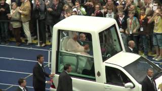 Emotionen beim Papstbesuch in Deutschland [upl. by Saltzman]