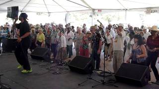 AJ Gibbs teaching zydeco at Ardenwood CajunZydeco Festival [upl. by Les]