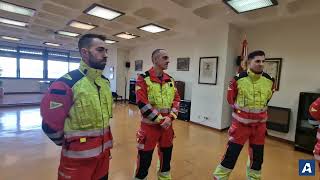 El alcalde Abel Caballero recibe a los bomberos de Vigo que ayudaron en la DANA [upl. by Trinity]