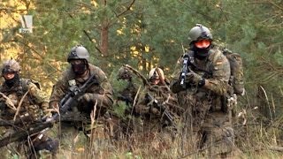 EGBKräfte der Fallschirmjäger üben für den Einsatz  Bundeswehr [upl. by Diane-Marie]