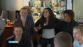 Kikikoorts op haar eigen club iedereen apetrots  RTL NIEUWS [upl. by Bazluke]