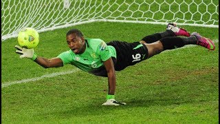 ITUMELENG KHUNE The very best compilation of his best saves  MZANSIs NUMBER 1 [upl. by Niad320]