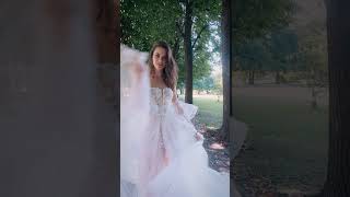 Abito da Sposa Perfetto tra Eleganza e Modernità Modello SBA 0724 [upl. by Laekcim]