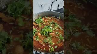 Chicken curry 🍛👌chickencurry cooking ytshorts [upl. by Holtorf]