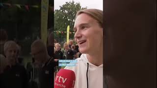 Vivianne Miedema mist stiekem de frikandellen 😍 vrouwenvoetbal miedema drenthe [upl. by Barber423]