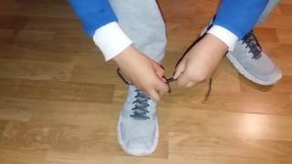 Hemiparesia Infantil  Atar cordones de zapatilla [upl. by Ramahs]