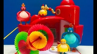 TWIRLYWOOS BIG RED BOAT Toys and Growing Pretty Flower [upl. by Darda]