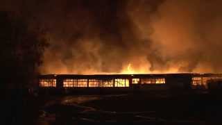 Wiesloch Großbrand vernichtet Lagerhalle [upl. by Boykins]