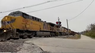 Three Georgia Pacific Locomotives Flat Out Get It On This Cool Day In Louisville Kentucky [upl. by Bosch885]