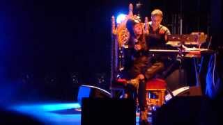 Brigitte Fontaine  Amour Poubelle Concert Live  Full HD  Radiant Bellevue Caluire  Lyon 2013 [upl. by Enywtna645]