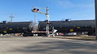 CN train rolls into Waterloo Iowa [upl. by Himelman]