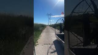 Airboats stuck on dry land florida racing boatracing stranded stuck [upl. by Belanger927]