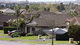 A Relaxing Drive Through East Aucklands Beautiful Neighborhoods [upl. by Salaidh]