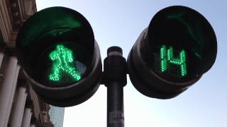 Pedestrian crossing light in Santiago Chile [upl. by Brag161]