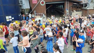 Flashmob  Balade gourmande EPClos 2022 [upl. by Neerehs]