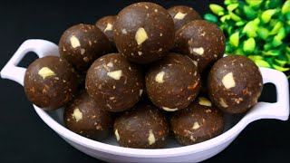 റാഗിയും ശർക്കരയും കൊണ്ടൊരു സൂപ്പർ പലഹാരം  Ragi Laddu with Jaggery Ragi LadduRagi Recipe Malayalam [upl. by Dammahom]