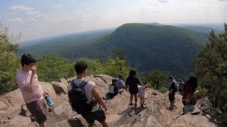 Mount Tammany red dot hiking trail \ Delaware Water Gap [upl. by Reivaz]