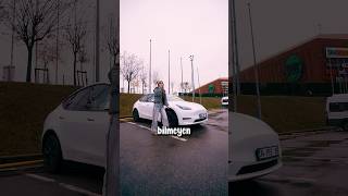 En saçma 3 Tesla özelliği tesla modely araba reklam [upl. by Lleuqar]