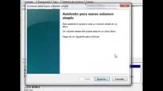 Cómo crear una partición de disco duro en Windows 7 [upl. by Dlaregztif549]