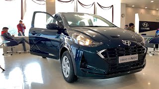 Hyundai Grand i10 Nios Magna  Features Interior amp Exterior  Reallife Detailed Review [upl. by Enelrahc]