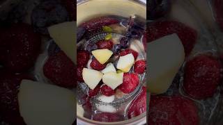 Glowing skin smoothie glowingskin smoothie healthy youtubeshorts youtube [upl. by Kristof]