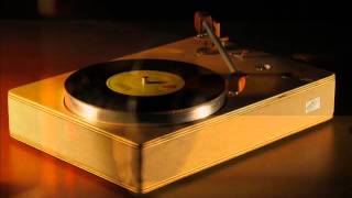 DIY Turntable and tonearm with built in valve preamp [upl. by Otila659]