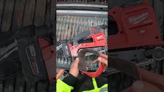 How to replace sanding belts on the Milwaukee Fuel Belt Sander toolreview howto [upl. by Trebleht]