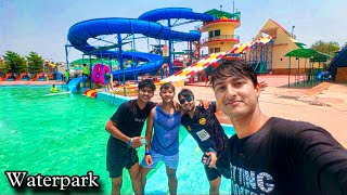 Waterpark me maja aagya with friends 😍 [upl. by Airehc]