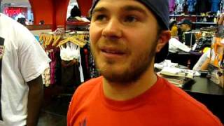 Kyle talks about buying a jersey at City Mall San Pedro Sula [upl. by Frazer]