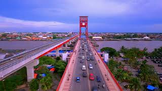 Pesona jembatan ampera masjid agung dan sungai musi kota palembang dari mata kamera drone FPV [upl. by Sherman874]