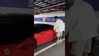 Ceanu Zheng are un Ferrari in China [upl. by Sherye]