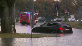 110 Liter Regen pro Quadratmeter Wien teilweise unter Wasser [upl. by Icul912]