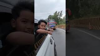 Ngoyot basuri telolet busmania bismania bismaniacommunity busmaniacomunity viralvideo fyp [upl. by Chin]