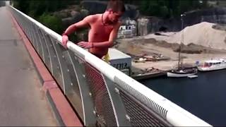 25 meter 82 feet bridge jump in Stockholm Nya Årstabron Accident [upl. by Beatty410]