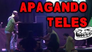 APAGANDO TELEVISIONES  Broma con cámara oculta [upl. by Anibla]