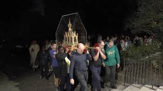 Procession à RueilMalmaison des reliques de sainte Thérèse [upl. by Antipas882]