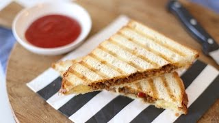 RECEPT Tosti met gehakt  LEKKER EN SIMPEL [upl. by Ardnekan]