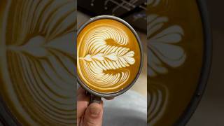 How to Make Rosetta Latte Art For Beginners [upl. by Tristram]