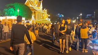 New Year 2023 in front of Phnom Penh Palace [upl. by Orlina502]