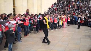 Flashmob du Rallye des Gazelles avec Jean Marc Genereux [upl. by Ketty]