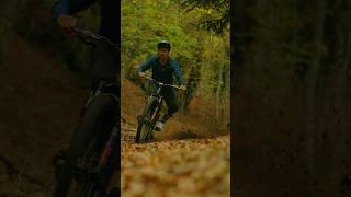 Lautomne en VTT  Glisse Couleurs et Fun  🍂🚵‍♂️ mtb glisse automne fun EntreAmis [upl. by Bil982]